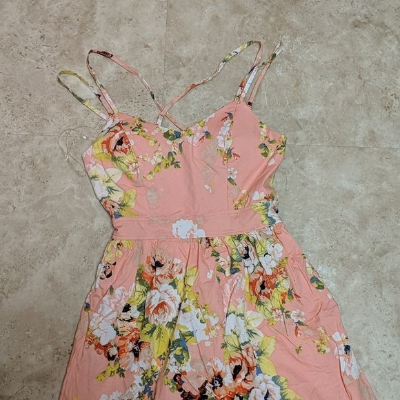 Pink floral size 5 strappy dress - Picture 4 of 7
